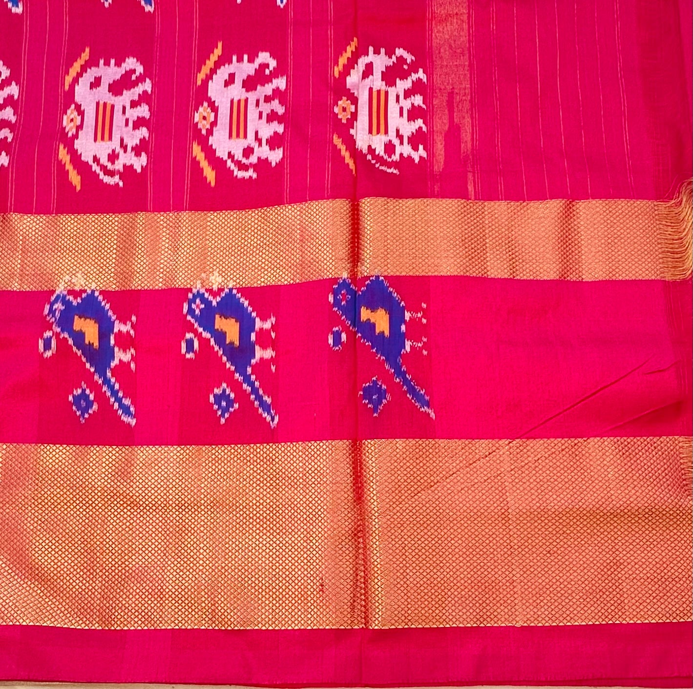 BOTLLE GREEN ND PINK POCHAMPALLY SILK