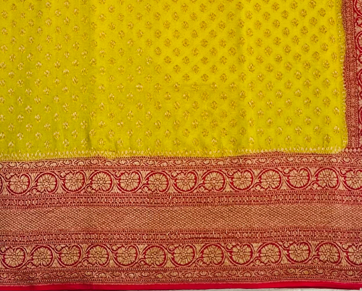 MEHENDI YELLOW BANARAS PURE KADDI GORGETTE