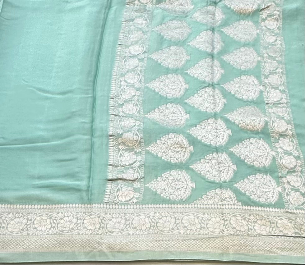 PASTEL GREEN BANARAS CRAPE