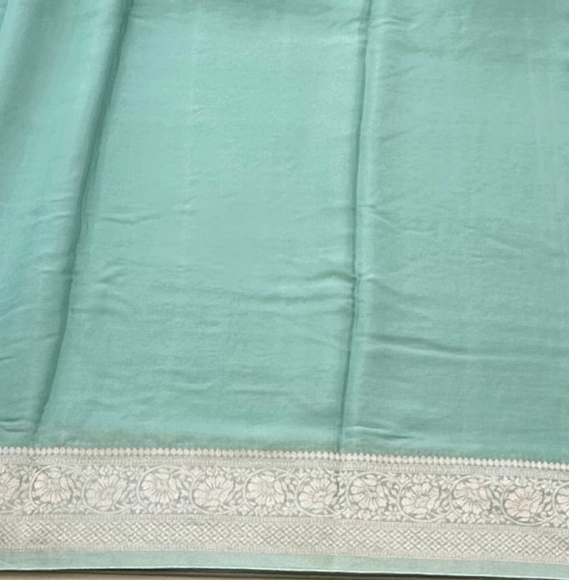 PASTEL GREEN BANARAS CRAPE