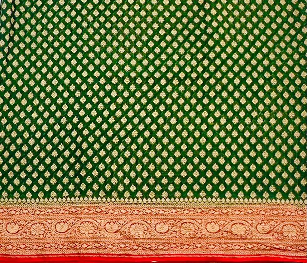 DARK GREEN  BANARAS PURE KADDI GORGETTE