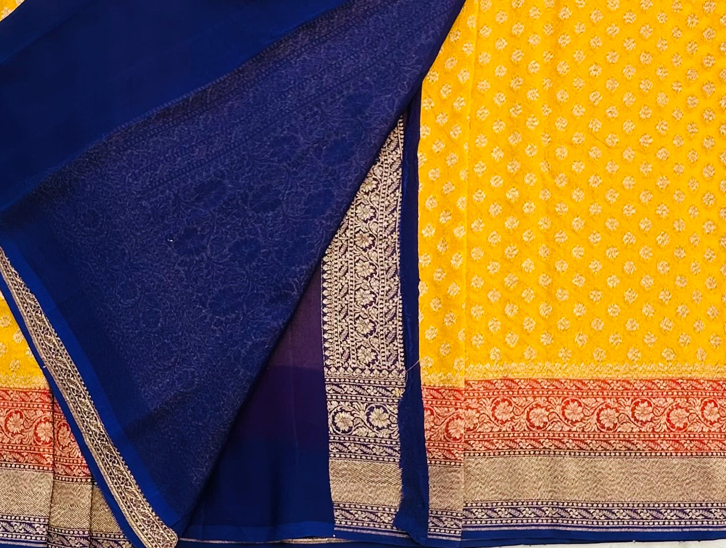 YELLOW  BANARAS PURE KADDI GORGETTE