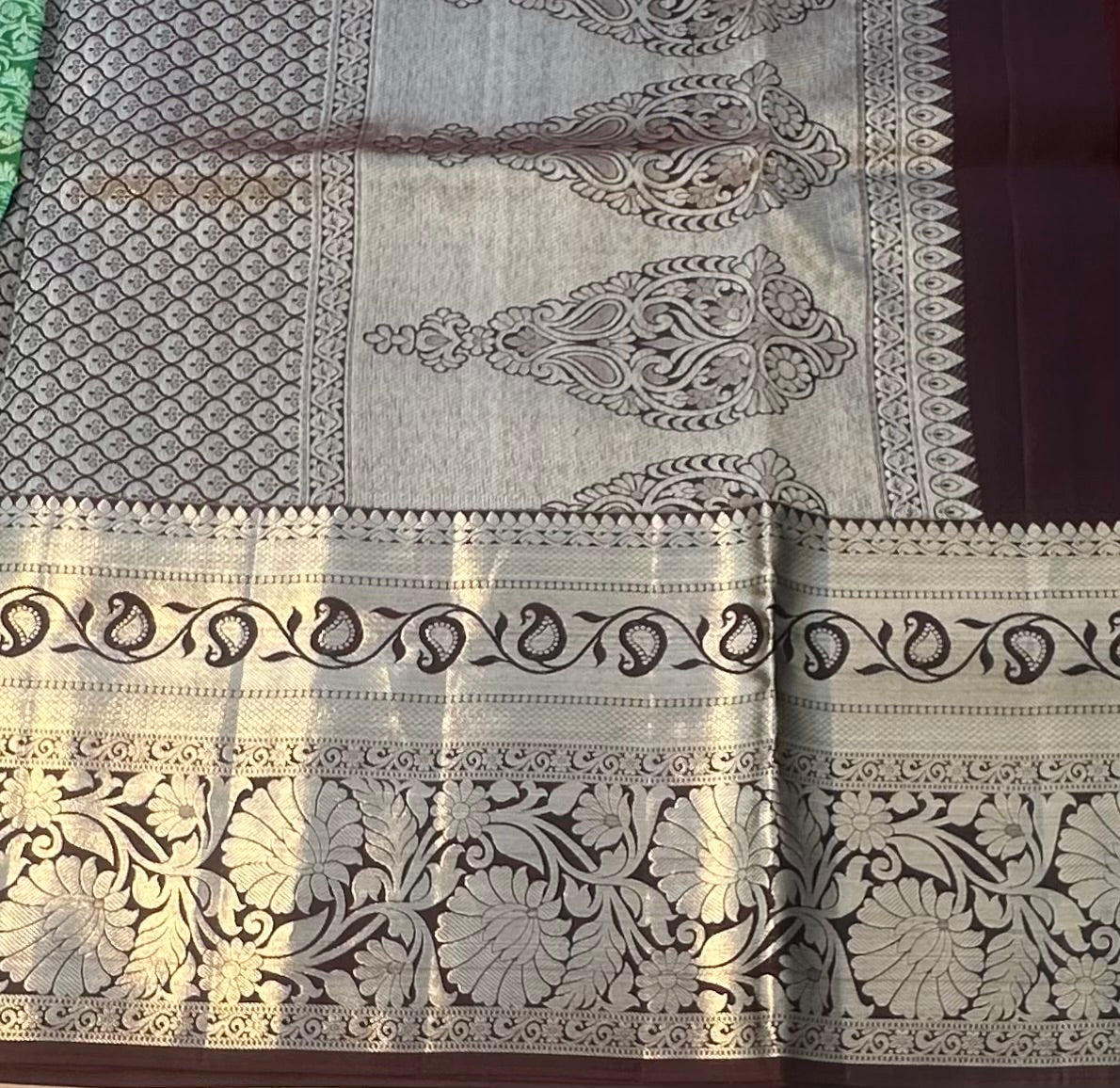 GREEN PURE KANJIVARAM SILK SAREE PREMIUM