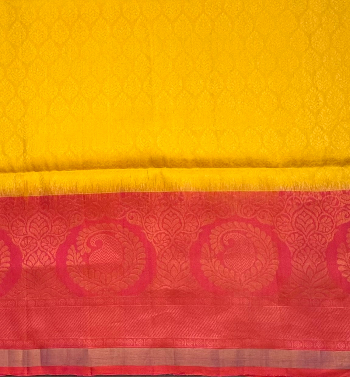 YELLOW ND PINK KANJIVARAM SOFT SILKS