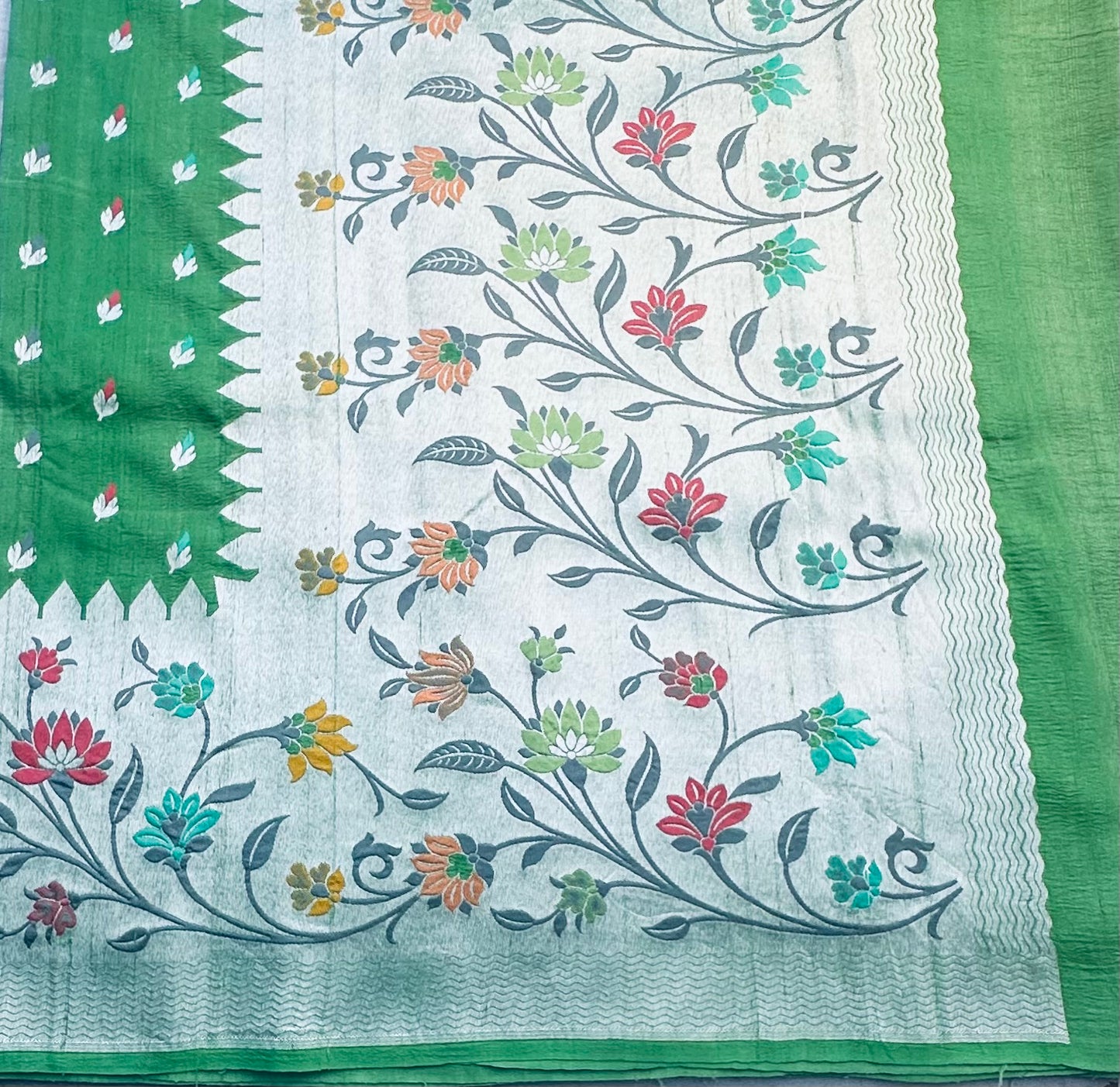 GREEN PURE TUSSER GORGETTE SAREE