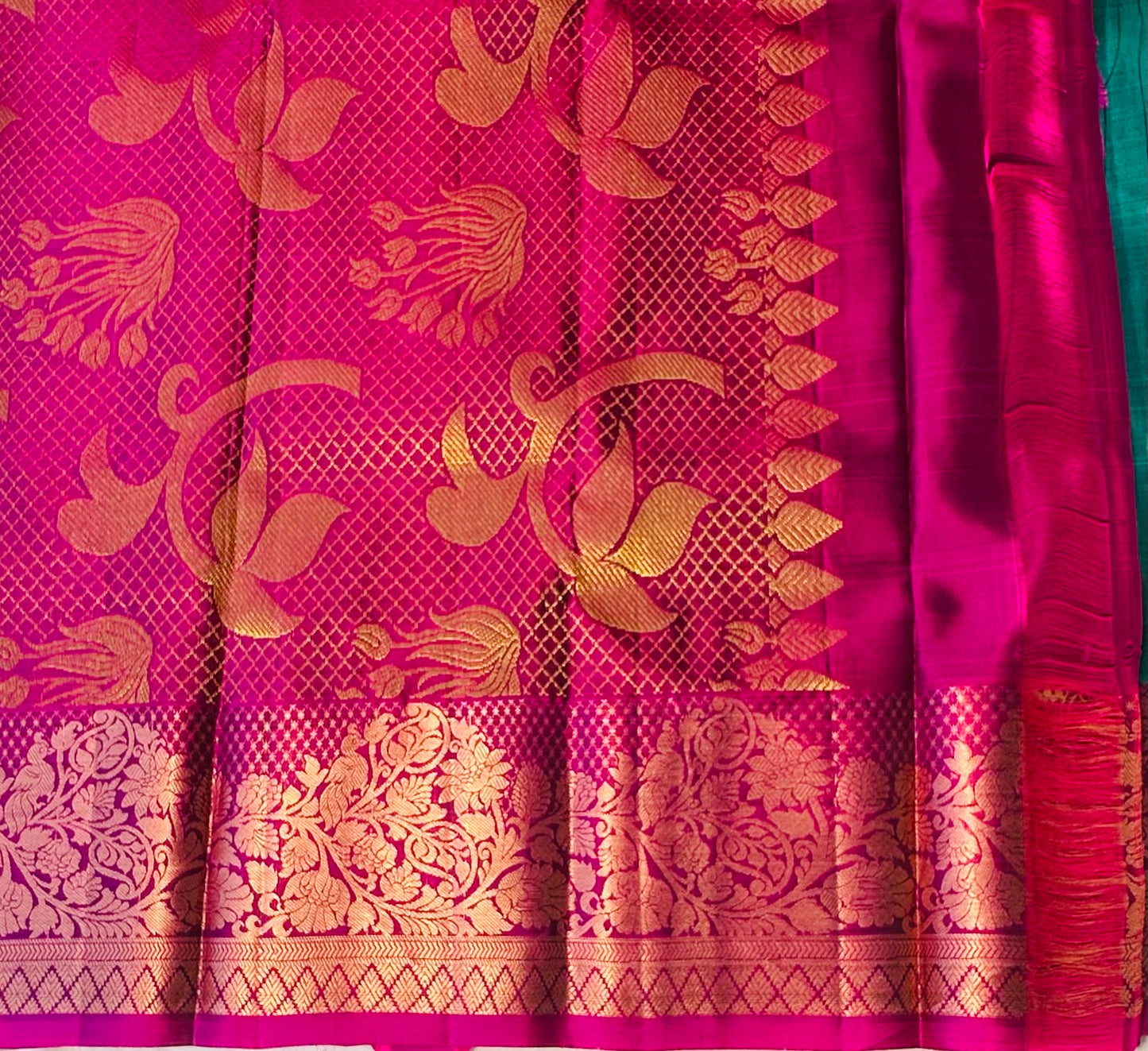 RAMA GREEN KANJIIVARAM LIIIGHT WEIGHT