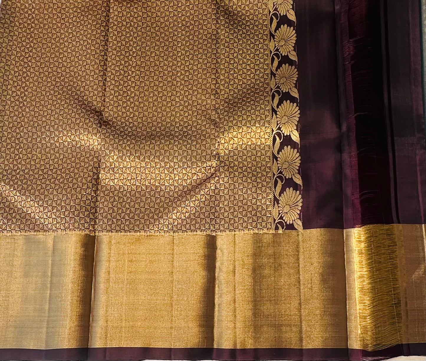 GREY KANJIVARAM LIGHT WEIGHT  SAREE