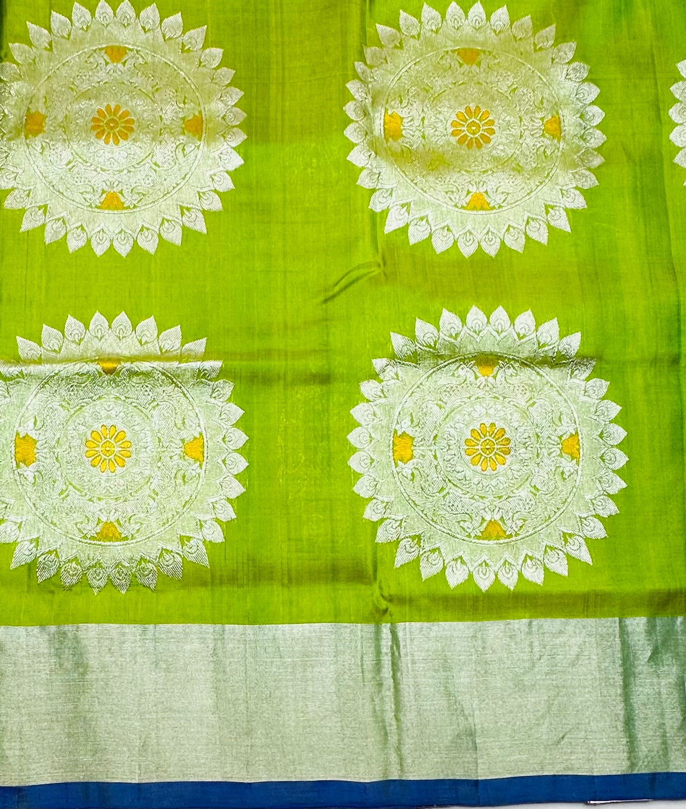 MEHENDI GREEN PURE VENKATAGIRI SILK SAREE
