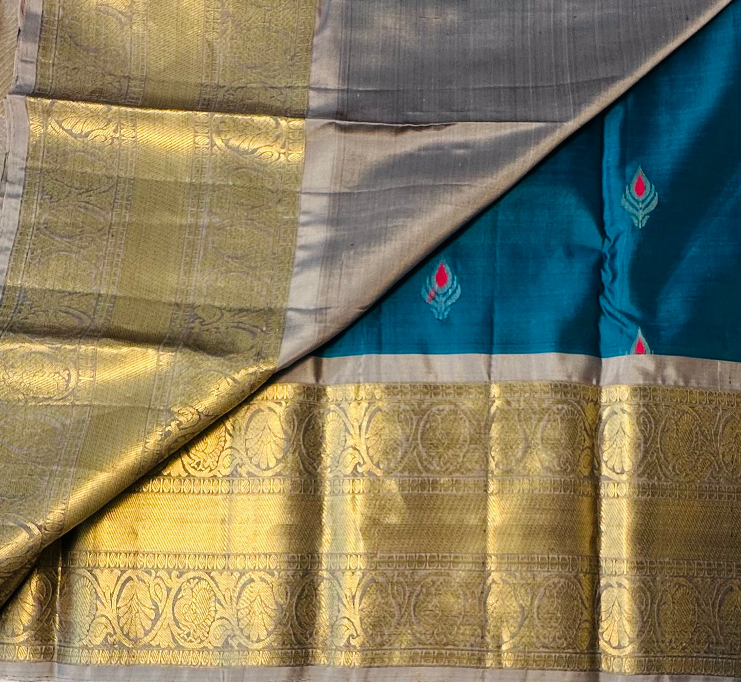 METALLIC BLUE KANJIVARAM LIGHT WEIGHT