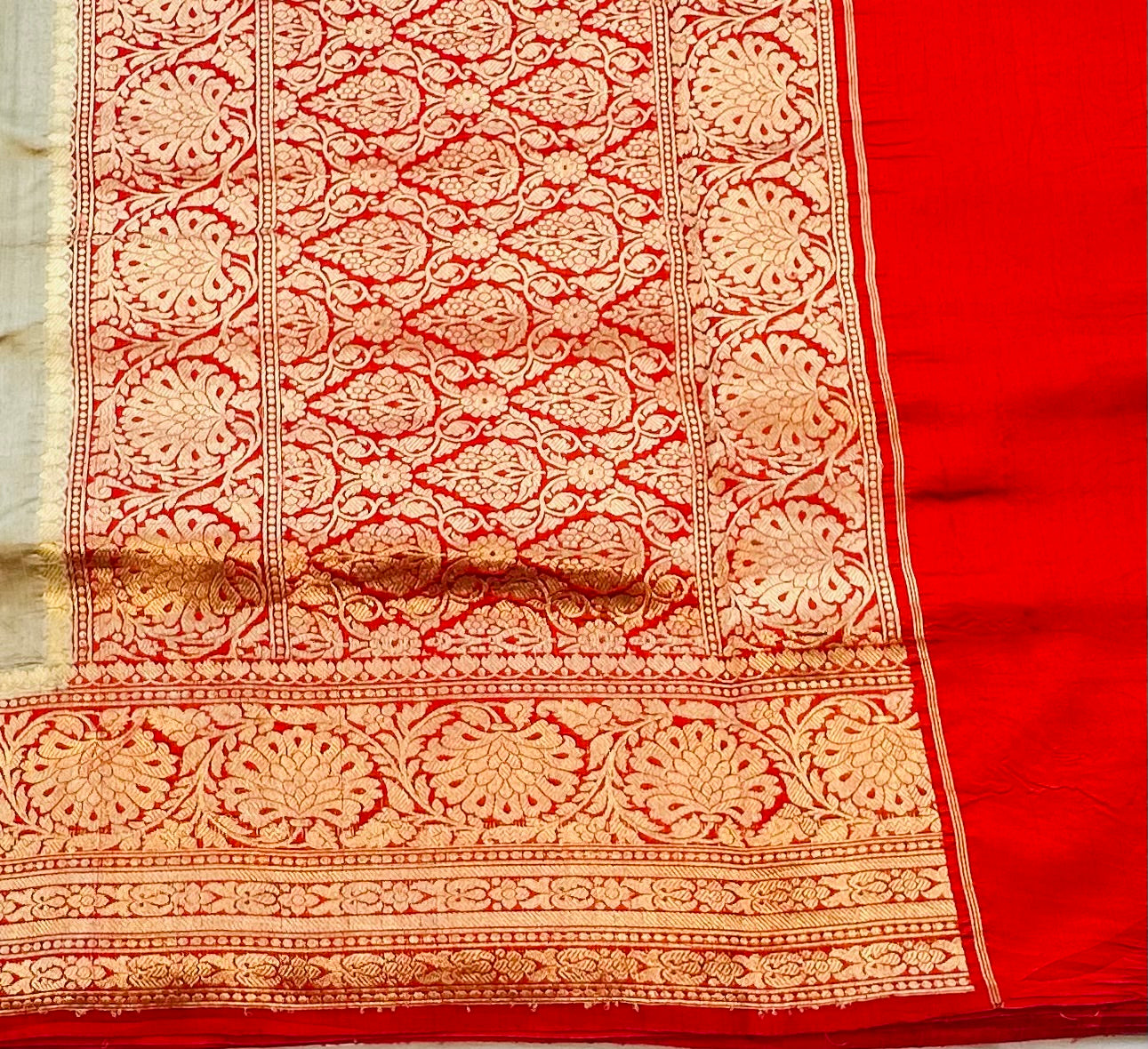 LIGHT GREY ND RED BANARAS PURE RAW MANGO