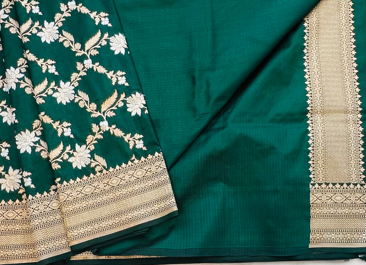 BOTTLE GREEN BANARAS PURE KATAAN JAAL SAREE