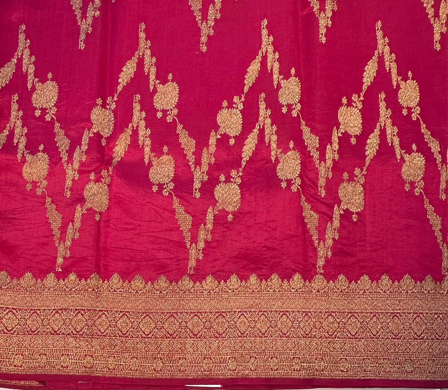 MAROON RED BANARASPURE RAW MANGO