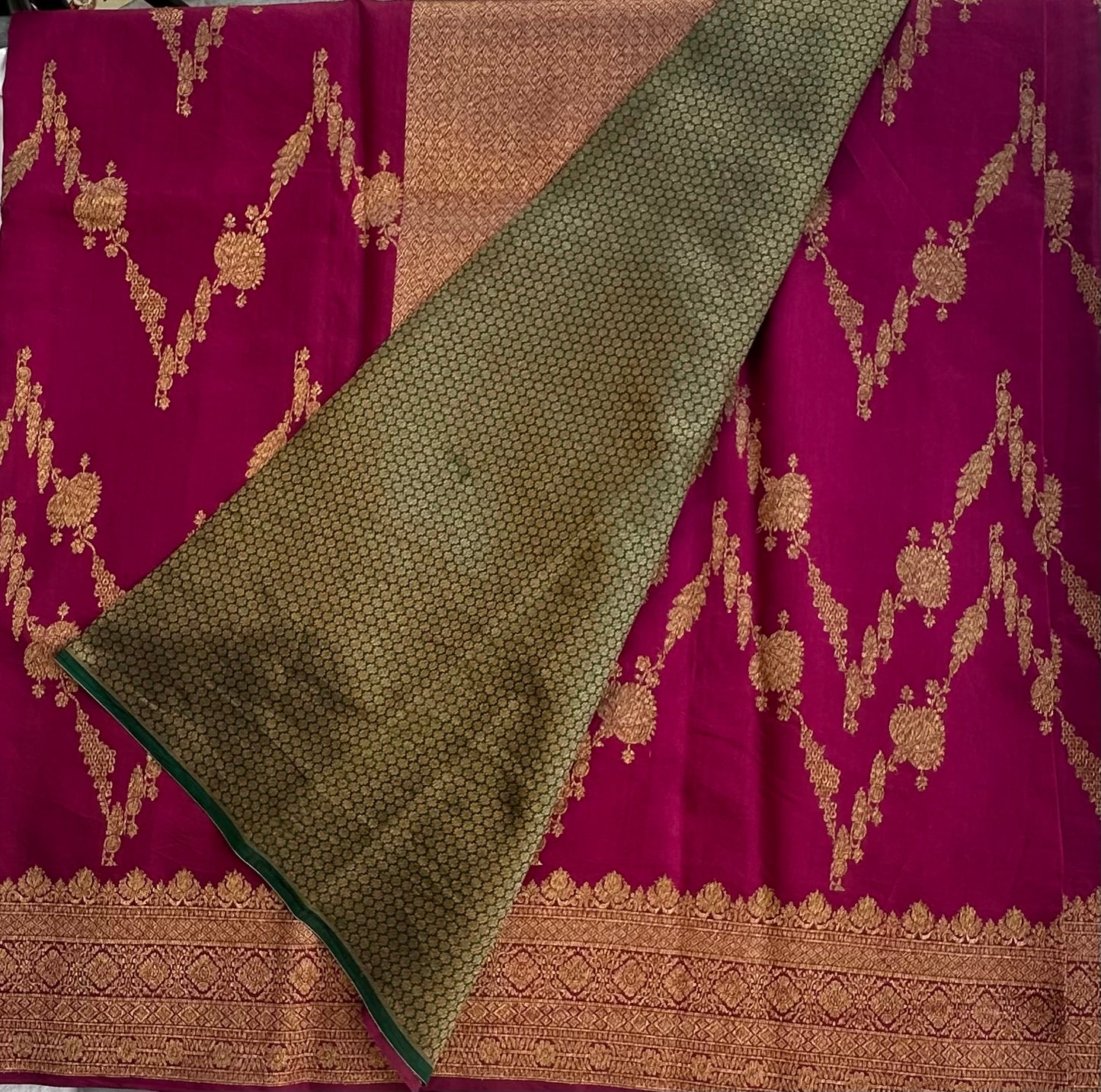 DARK PINK BANARAS PURE RAW MANGO