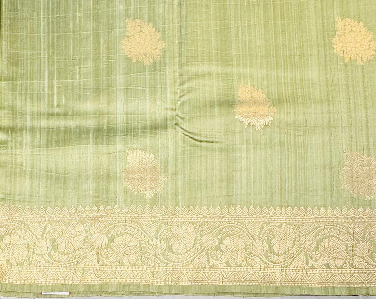 PASTEL GREEN BANARAS PURE RAW SILK SAREE