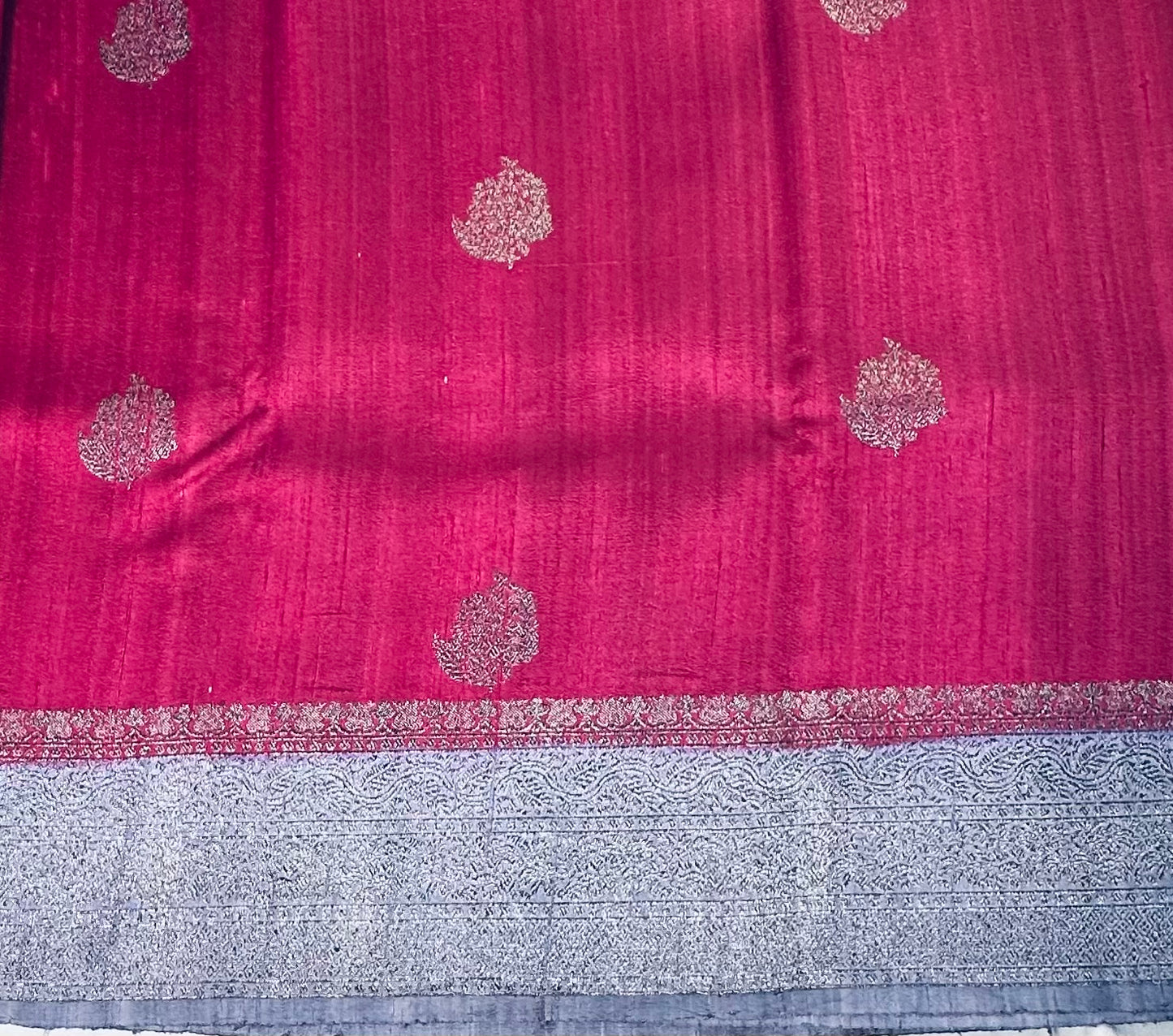 METALLIC PINK ND GREY BANARAS PURE RAW SILK SAREE