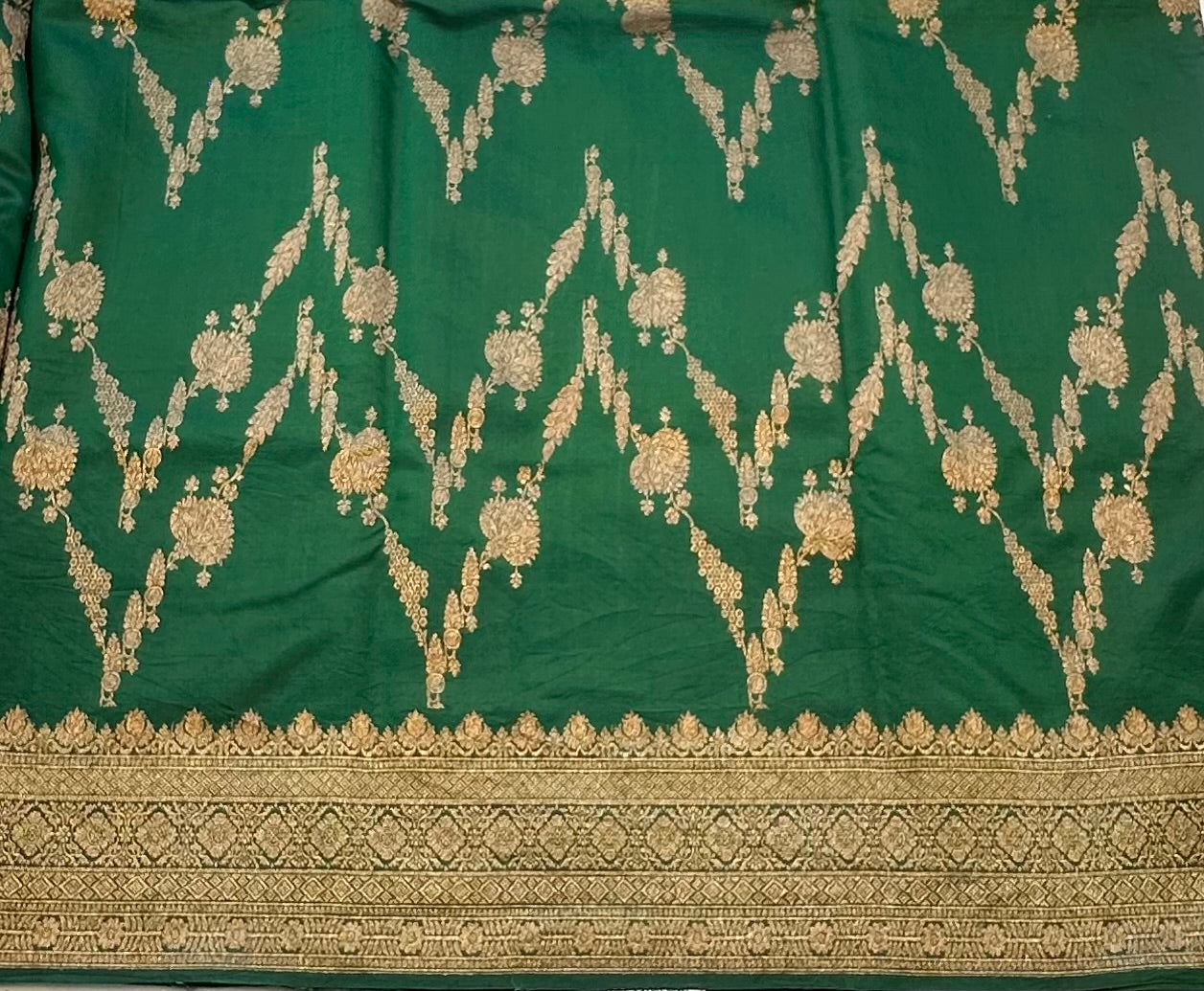 DARK BOTTLE GREEN  PURE RAWMANGO SAREE