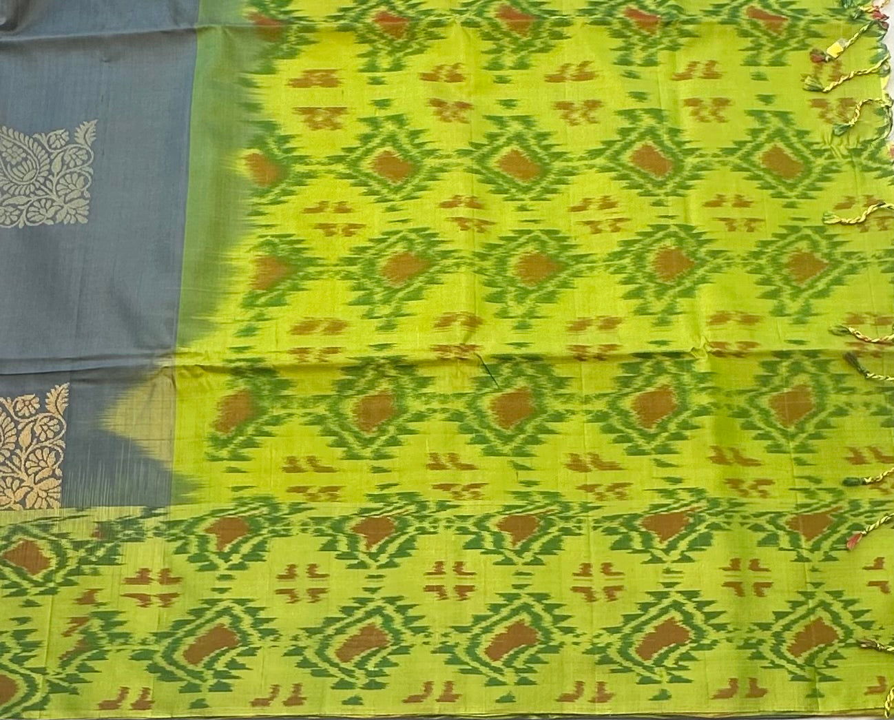 GREY ND PISTA GREEN KANJIVARAM SOFT SILK
