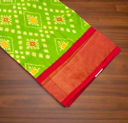 PARROT GREEN POCHAMPALLY SILK   ( IKKAT)