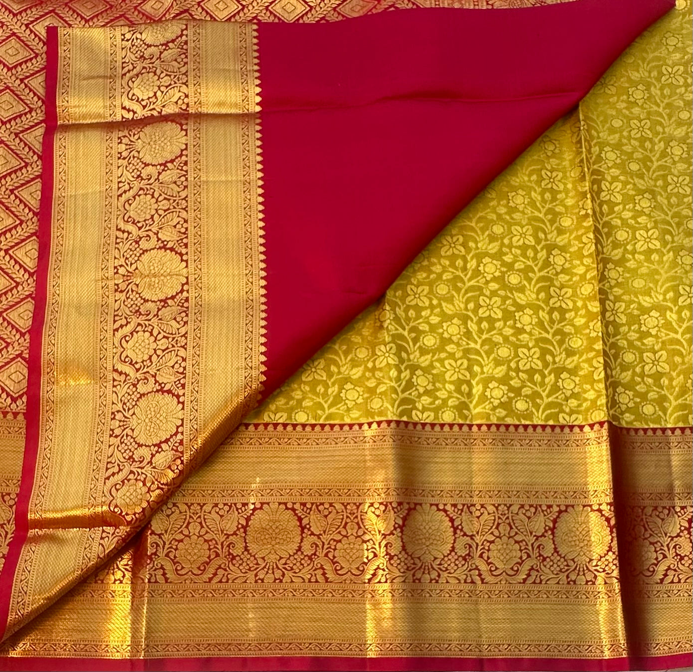 MEHENDI GREEN KANJIVARAM SILK SAREE PREMIUM