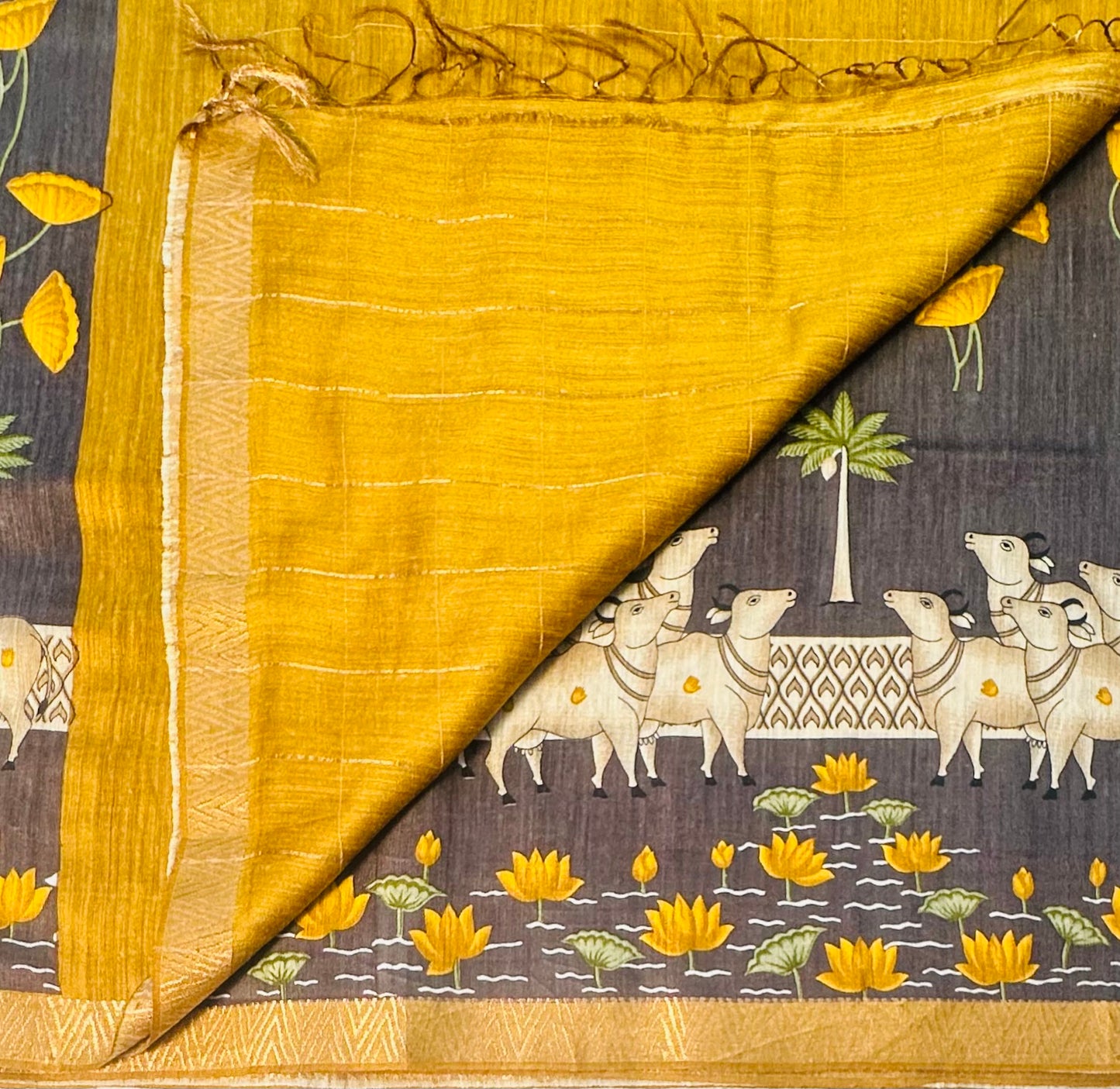 GREY PICHWAI  DESIGNER PURE TUSSER SAREE