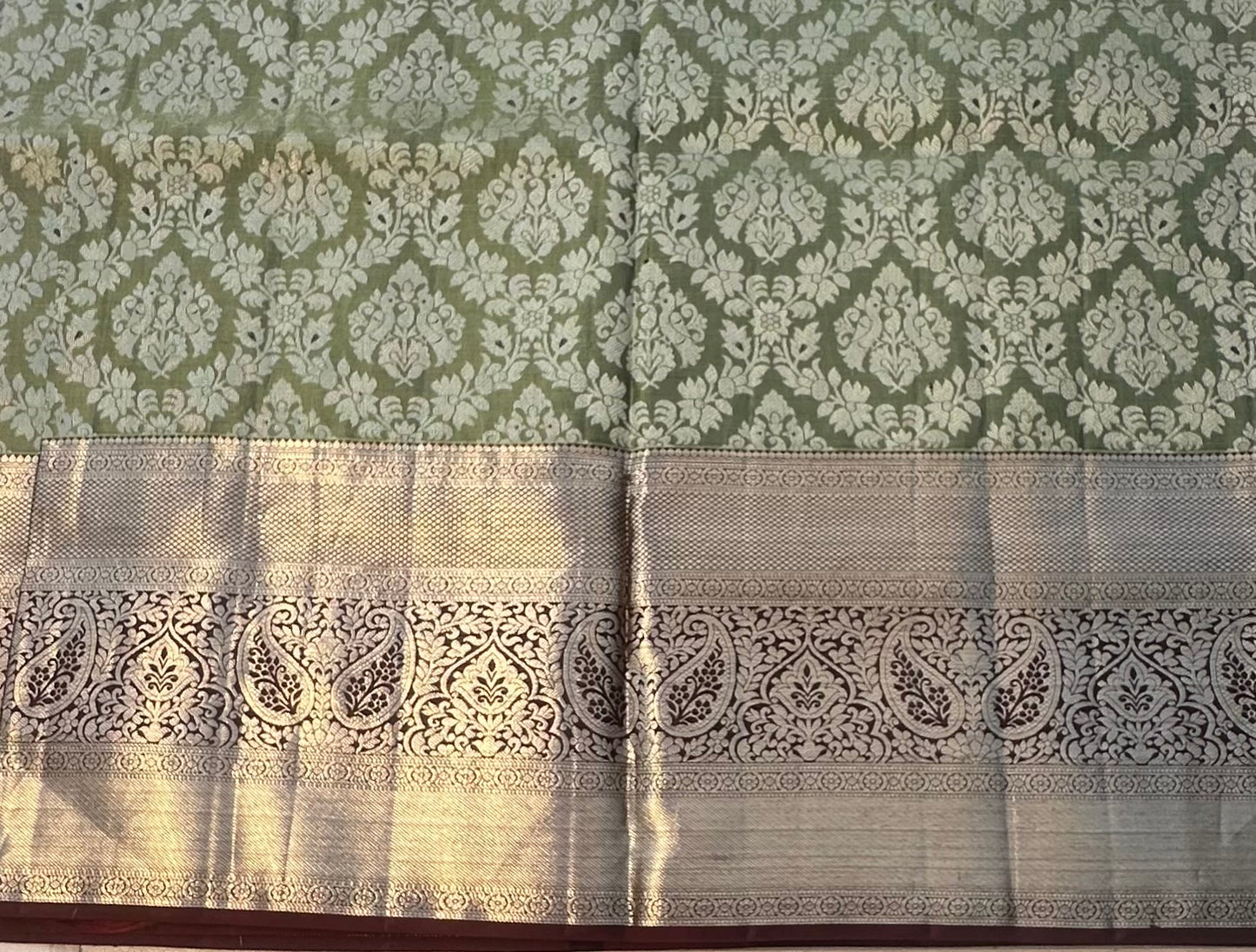 OLIVE GREEN  PURE KANJIVARAM SILK SAREE PREMIUM