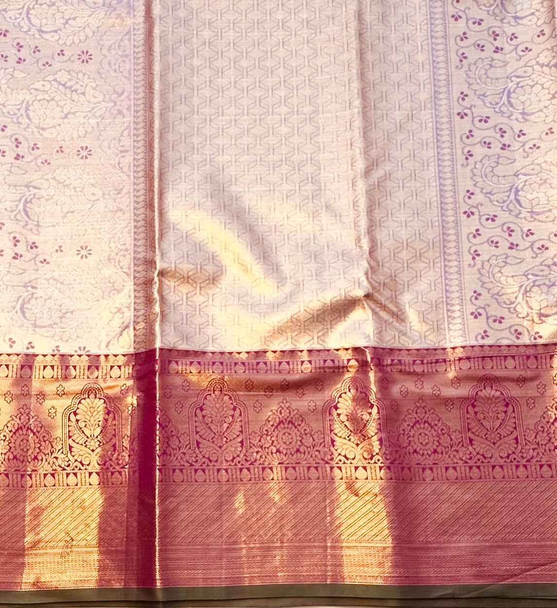 GREEN  TISSUE KANJIVARAM SILK SAREE