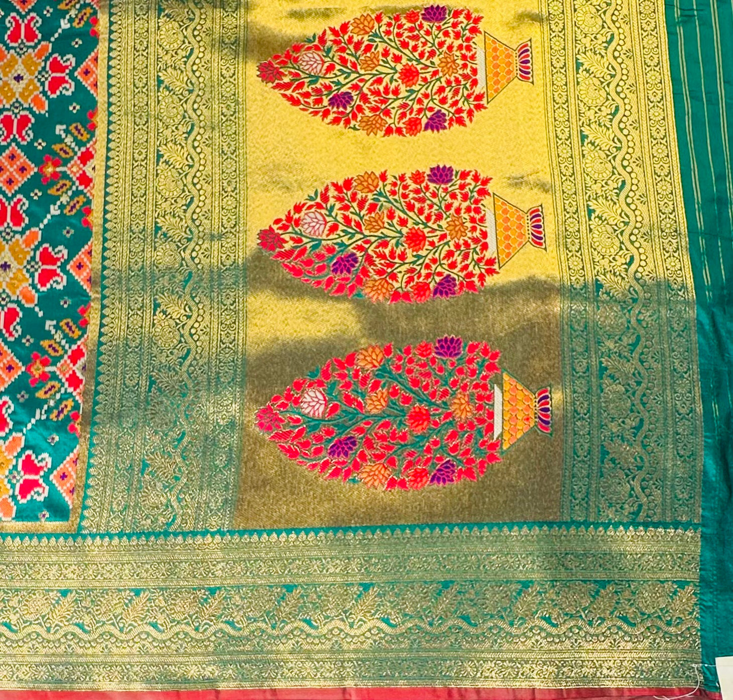 GREEN PURE BANARAS PATOLA DESIGNER SAREE