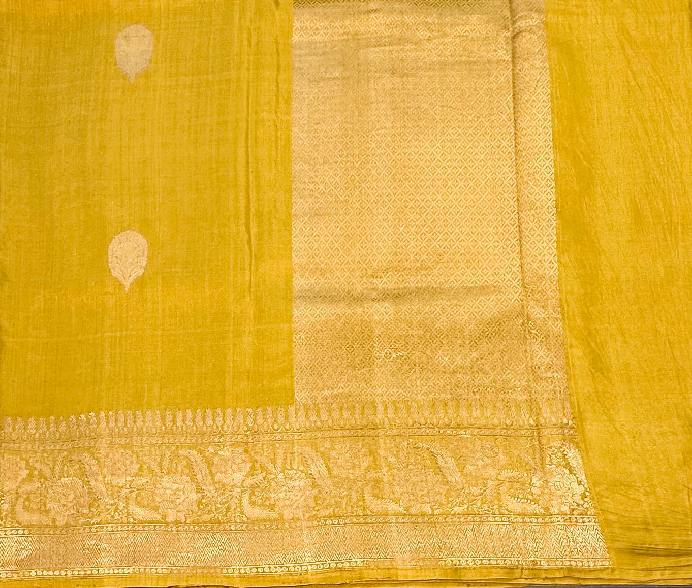 METHI YELLOW  BANARAS PURE RAW MANGO