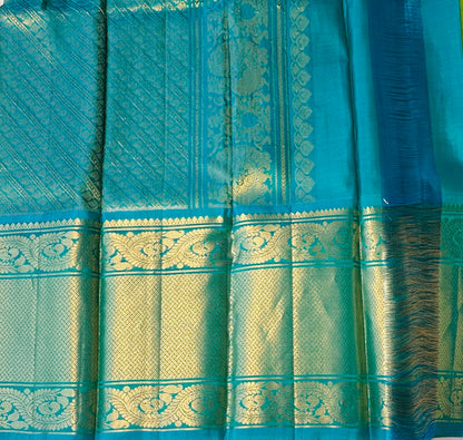 PARROT GREEN KANJIVARAM LIGHT WEIGHT