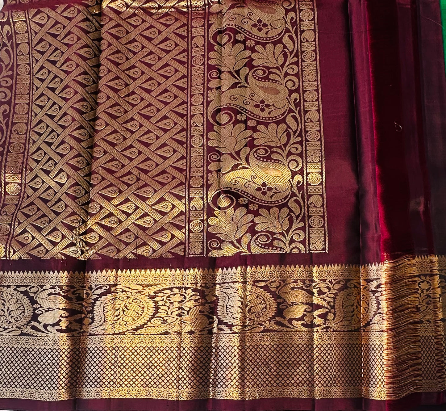 GREEN KANJIVARAM LIGHT WEIGHT